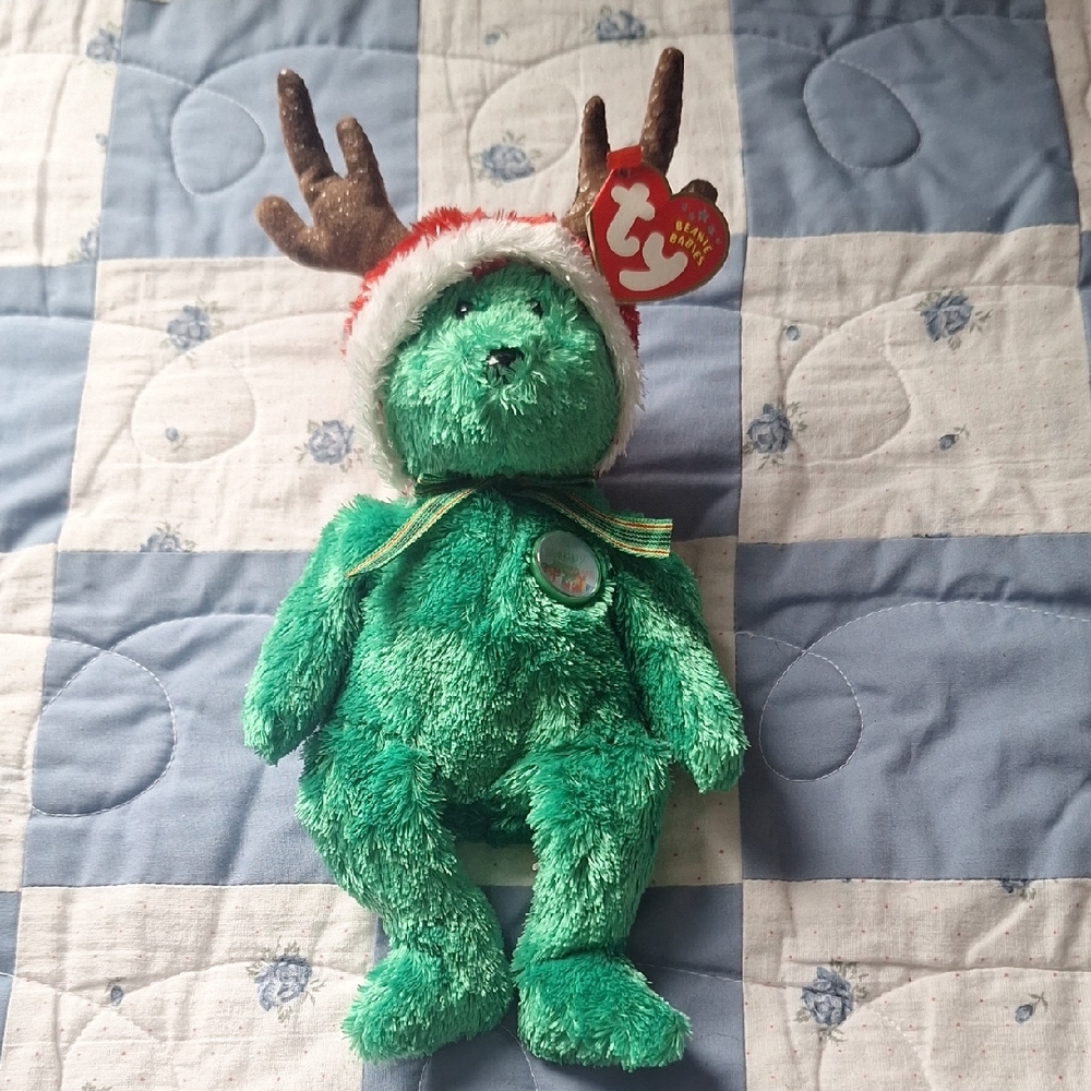 TY 2002 HOLIDAY TEDDY Beanie Babies Bear